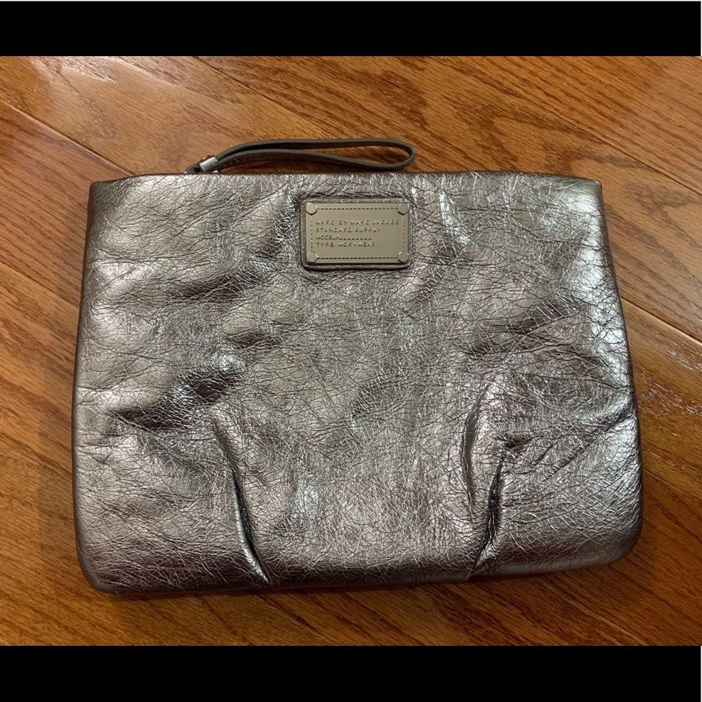 Marc Jacobs Metallic Pouch